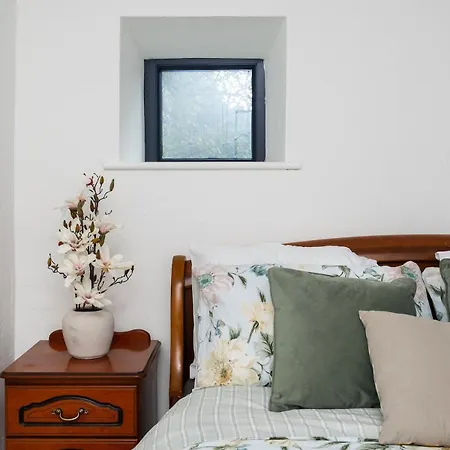 Semesterbostad Charming Getaway