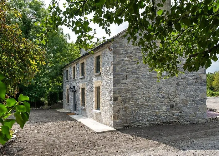 Charming Getaway Edenderry