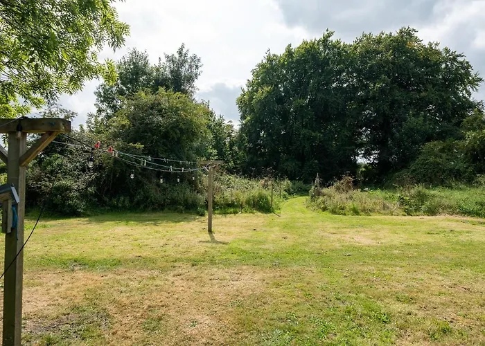 Charming Getaway Дом отдыха